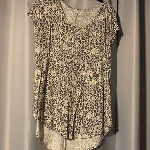 Cheetah Print Tee